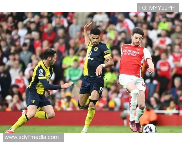 探索比力足球明星的辉煌历程与成就背后的故事与传奇