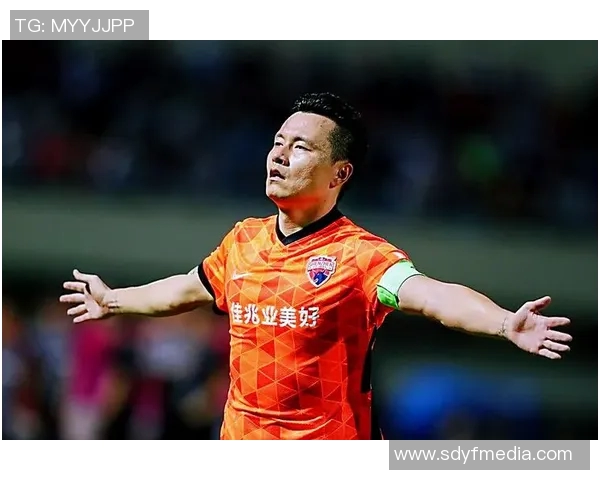 深圳排球队的荣耀之路:从挑战到突破的精彩历程回顾 深圳排球队的荣耀之路:从挑战到突破的精彩历程回顾