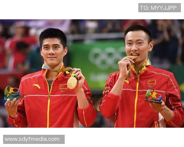 深圳羽毛球队与南京羽毛球队赛后复盘分析比赛经验与战术策略 深圳羽毛球队与南京羽毛球队赛后复盘分析比赛经验与战术策略