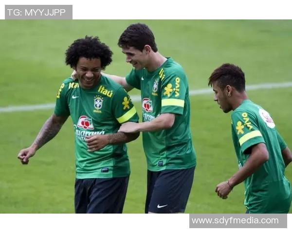 西安足球队在联合会杯中的实力展现与战术分析 西安足球队在联合会杯中的实力展现与战术分析