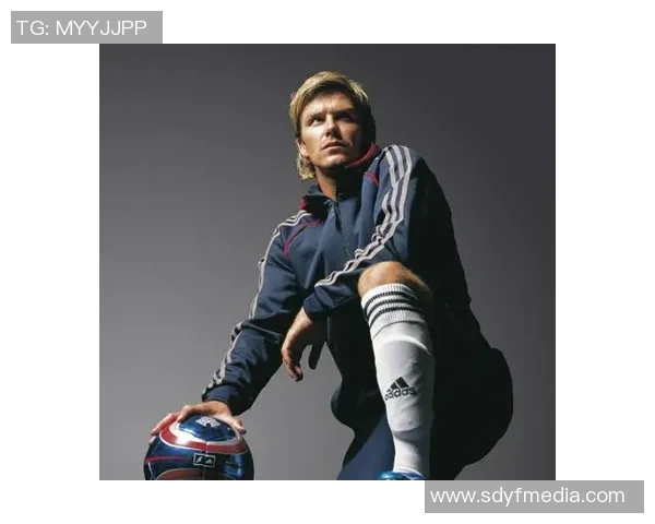 足球明星魅力瞬间尽在眼前精彩封面展示足球场上的传奇人物风采